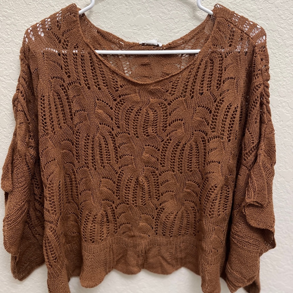 Loose fitting shirt. Size small in womens.